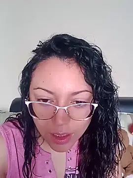 Lunavega1 online show from 02-10-26, 04:44