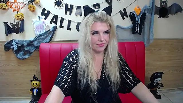 Julya Barbi online show from 10-21-25, 05:13