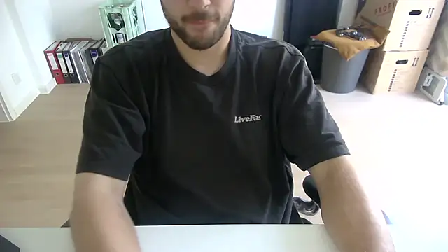 taallguyy 196 online show from 08-01-26, 09:41