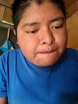 Snapshot of Carlosfkf chatting on 02-15-26, 10:06 Carlosfkf online show from 02-15-26, 10:06