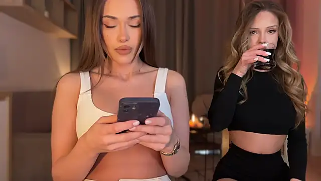 Snapshot of Julia_RL chatting on 02-02-26, 08:29 Julia RL online show from 02-02-26, 08:29