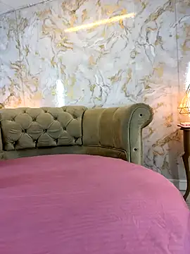 khloeblake online show from 11-25-25, 06:46