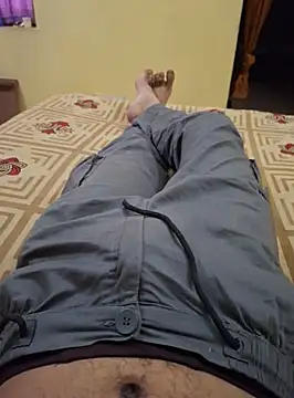 Snapshot of your_santa99 chatting on 12-20-24, 07:01 your santa99 online show from 12-20-24, 07:01