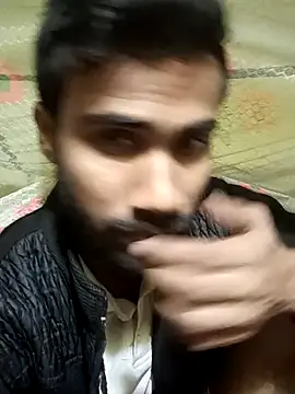 Snapshot of Skinny_Bigass_23 chatting on 01-27-25, 06:31 Skinny Bigass 23 online show from 01-27-25, 06:31