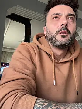 hot man eray online show from 02-11-25, 01:09