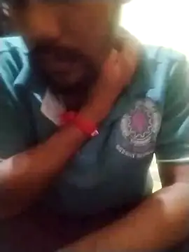 Snapshot of Muscular02 chatting on 11-06-25, 07:09 Muscular02 online show from 11-06-25, 07:09