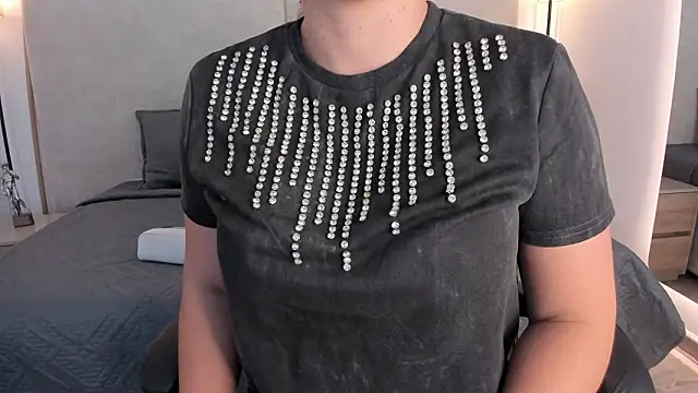 Saori newman online show from 03-10-26, 11:37