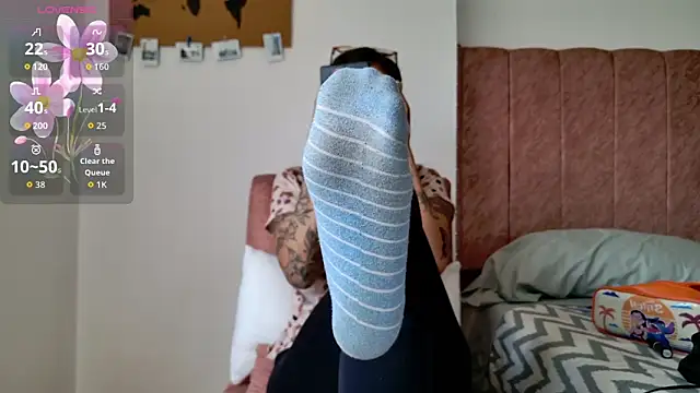 Emmy petit online show from 03-20-26, 03:50