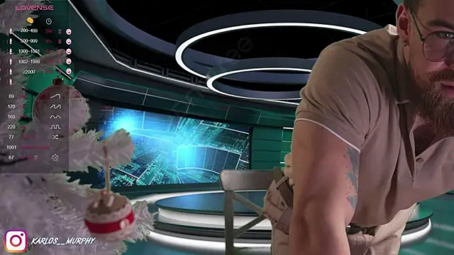 Snapshot of Karlos_Ripped_ chatting on 12-21-24, 11:11 Karlos Ripped online show from 12-21-24, 11:11