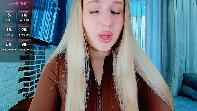 Evacadooo online show from 10-22-25, 05:41