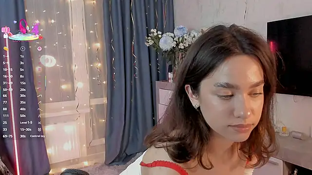 Snapshot of EmeliaReaper chatting on 03-23-25, 02:15 EmeliaReaper online show from 03-23-25, 02:15