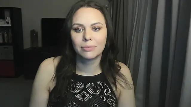 MollyCheiz online show from 04-07-26, 08:53