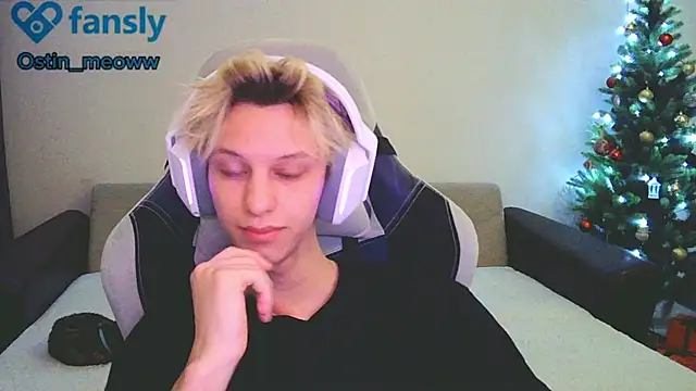 Ostin meow online show from 01-14-25, 05:01