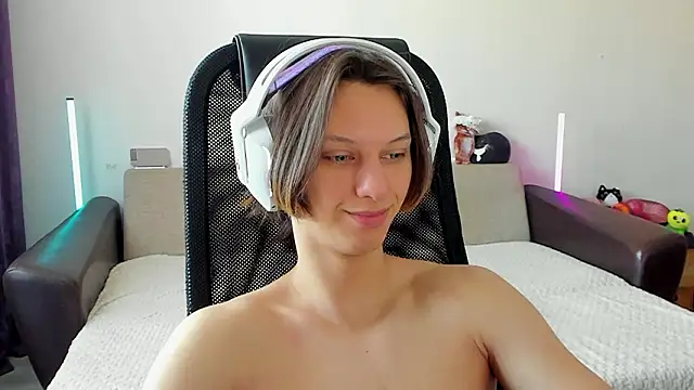 Ostin meow online show from 02-20-26, 06:26