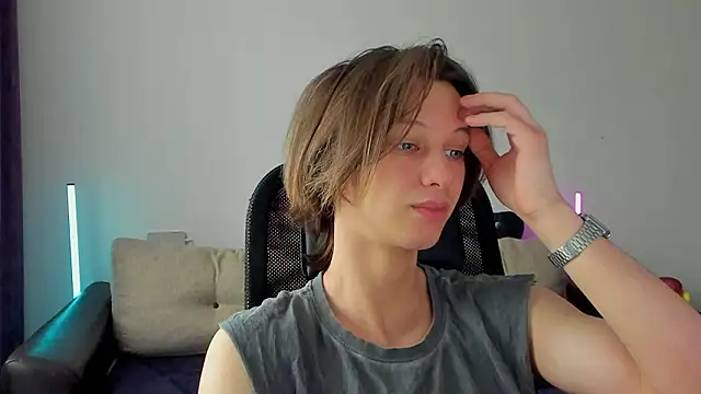 Ostin meow online show from 03-08-26, 09:24