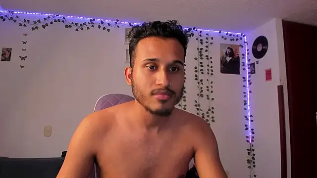 Raf brunette online show from 01-15-25, 08:37