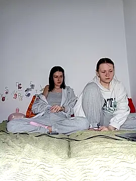 ella grays online show from 03-29-26, 05:46