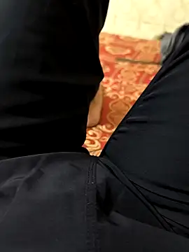 Snapshot of faaseel chatting on 03-13-25, 04:45 faaseel online show from 03-13-25, 04:45