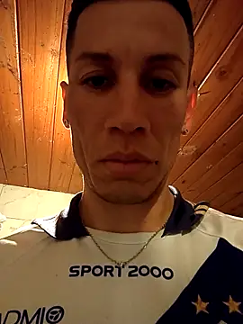 Snapshot of FlacoDani chatting on 10-25-25, 04:57 FlacoDani online show from 10-25-25, 04:57