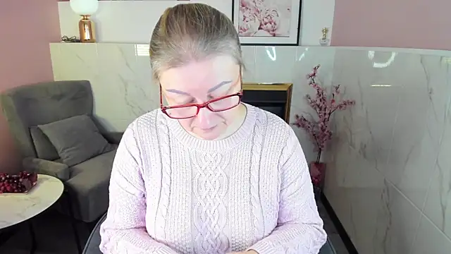 AlexandraKind online show from 11-29-25, 03:26