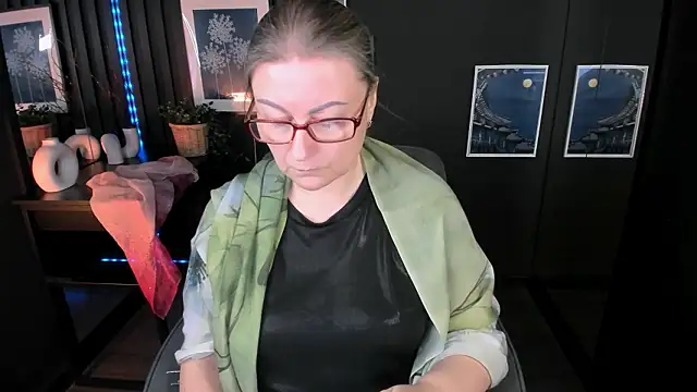 AlexandraKind online show from 01-31-26, 07:11