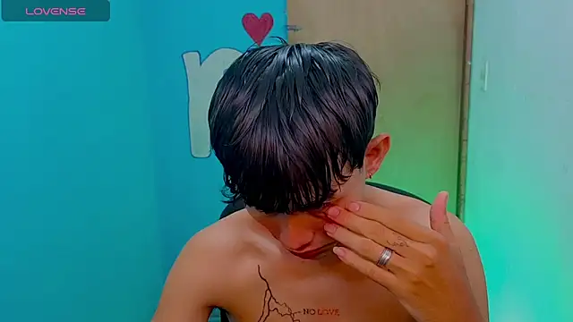 tanjiro cute online show from 03-17-26, 09:01