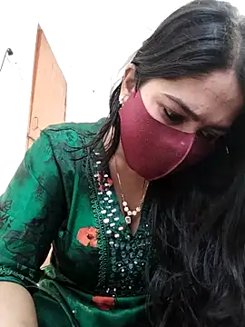 Magical Girl- online show from 03-08-26, 04:05