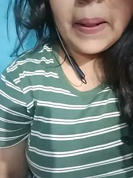 Love-Veronica online show from 05-23-26, 06:23