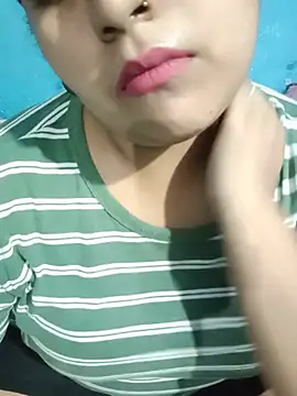 Love-Veronica online show from 07-19-26, 05:49