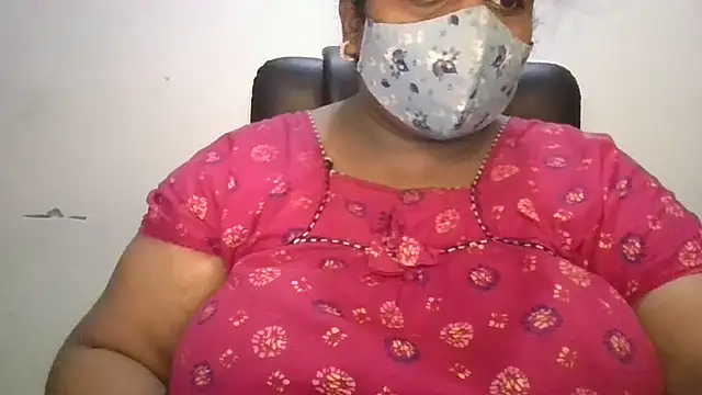 Sexy Radhikaa online show from 07-21-26, 01:30