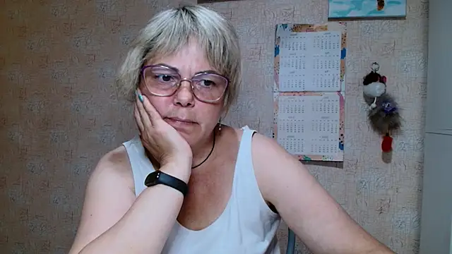 sweetsunset11 online show from 09-14-25, 03:33