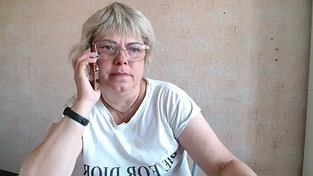 sweetsunset11 online show from 09-22-25, 04:14