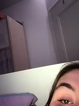 Snapshot of hotiee chatting on 12-02-24, 08:00 hotiee online show from 12-02-24, 08:00