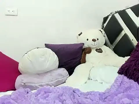 Snapshot of macarenaawills chatting on 01-24-25, 08:54 macarenaawills online show from 01-24-25, 08:54