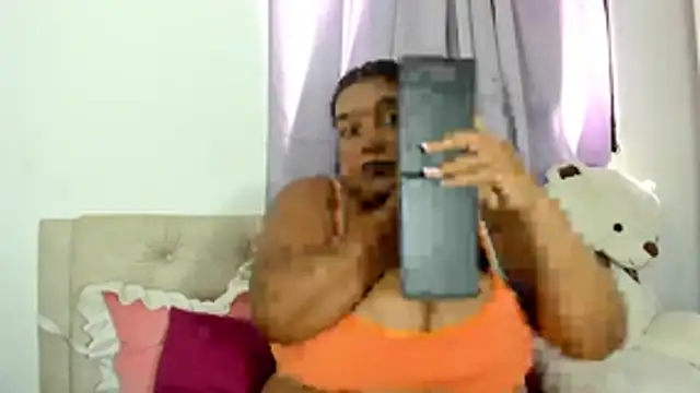 macarenaawills online show from 04-10-26, 04:23