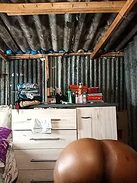 curvyloneah75 online show from 01-17-26, 10:42