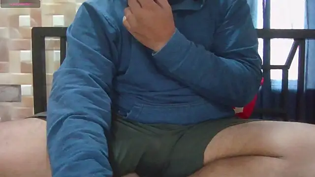 Uncut daddy247 online show from 12-18-25, 06:41