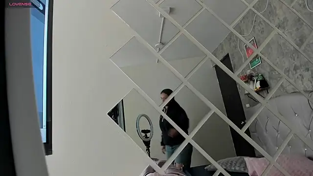 Megan sophia2 online show from 09-17-25, 12:51