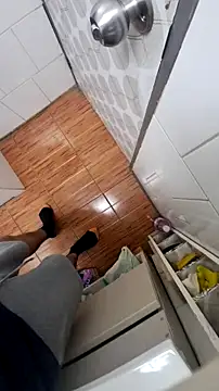 Snapshot of tula_chyk chatting on 10-14-25, 01:17 tula chyk online show from 10-14-25, 01:17