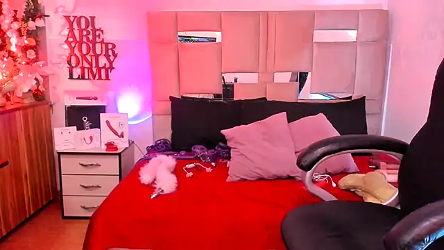 natacha  black  online show from 02-24-25, 09:41