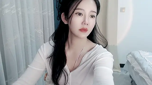 zoe-keke online show from 01-18-25, 10:49