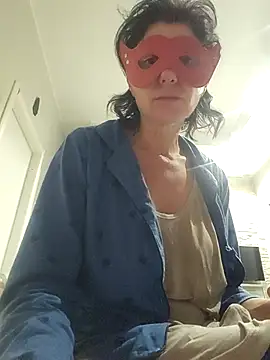 Vagabondainnamorata online show from 12-15-25, 03:44