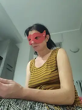 Vagabondainnamorata online show from 12-15-25, 07:29