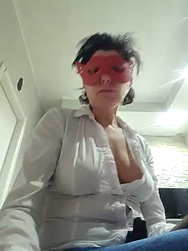 Vagabondainnamorata online show from 04-13-26, 02:50