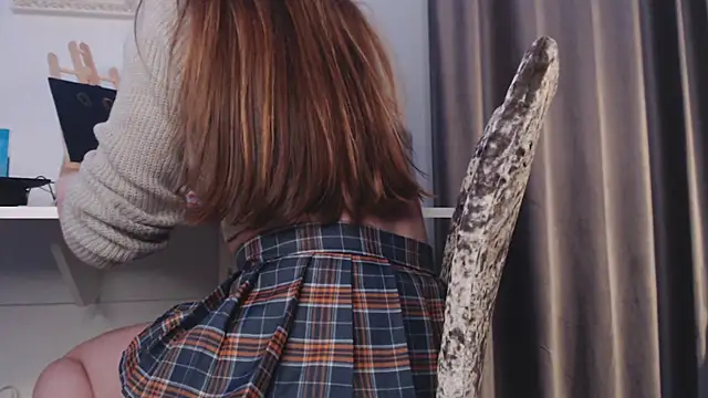 juicy mystery online show from 12-30-24, 04:40