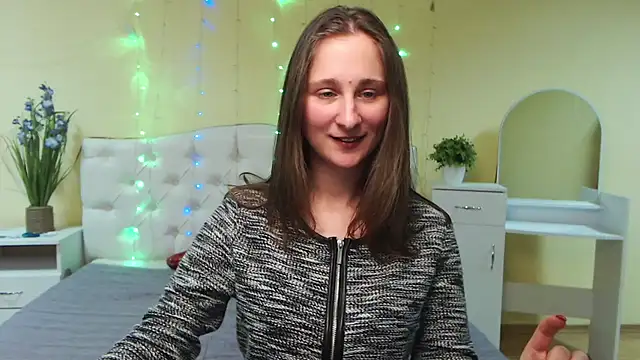 MichelLeee online show from 02-03-25, 03:17