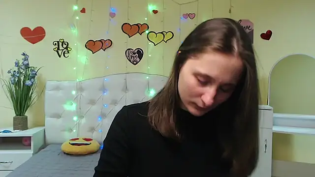 MichelLeee online show from 02-21-25, 12:06