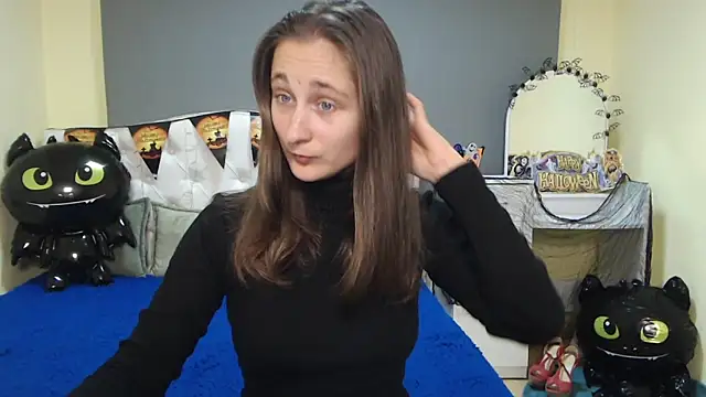 MichelLeee online show from 10-27-25, 12:20