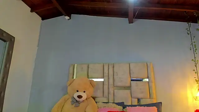 AshleyHill2 online show from 09-12-25, 03:06