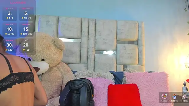 AshleyHill2 online show from 10-01-25, 03:34